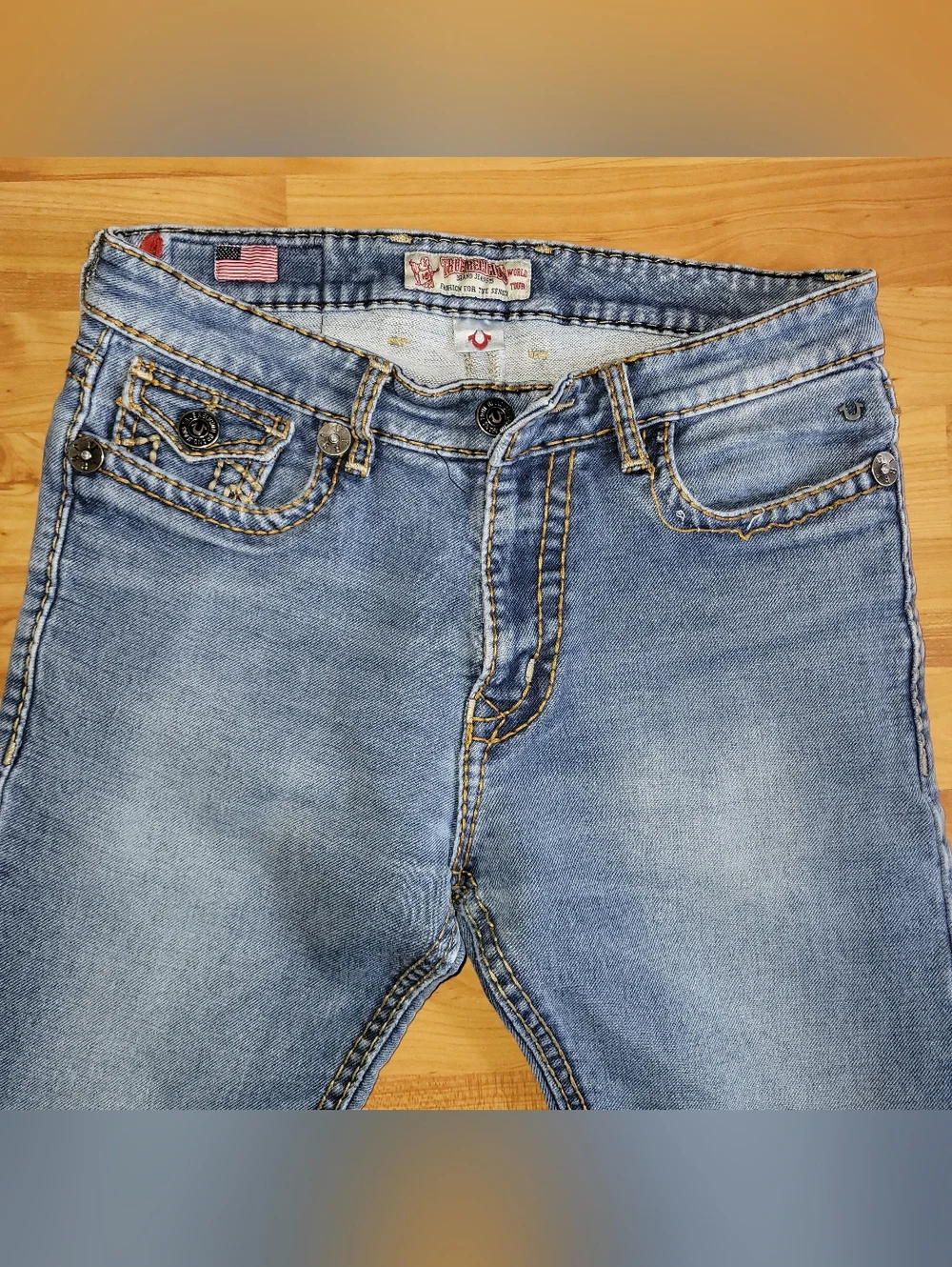 True Religion Straight Leg Jeans, Light Blue Wash, Made in USA, Women's Size 32 - Picture 1 of 9